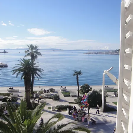Kastel 1700 Hotel