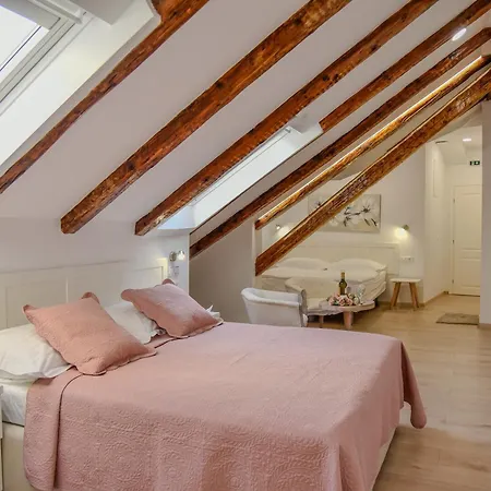 فندق Kastel 1700 3*