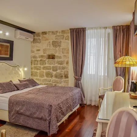 Hotel Kastel 1700
