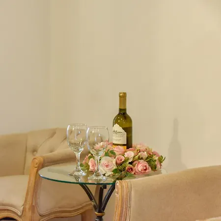 Kastel 1700 فندق 3*