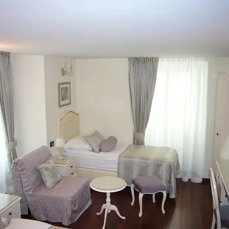 Kastel 1700 3* سبليت