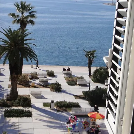 Kastel 1700 Hotel 3*