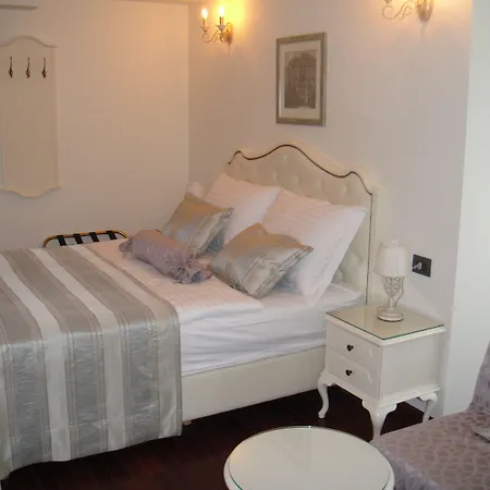 מלון Kastel 1700 ספליט