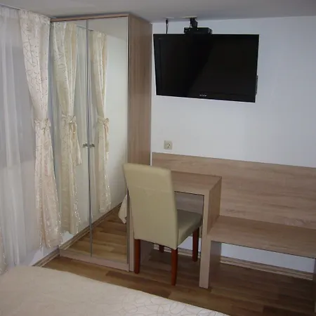 Kastel 1700 호텔 3*