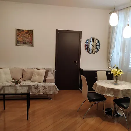 Kastel 1700 מלון