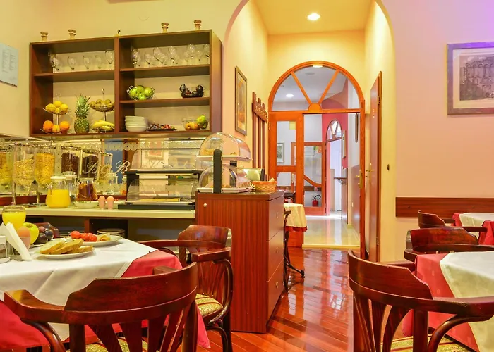 Hotel Kastel 1700 3*