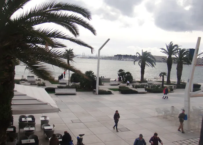 Hotell Kastel 1700 3*