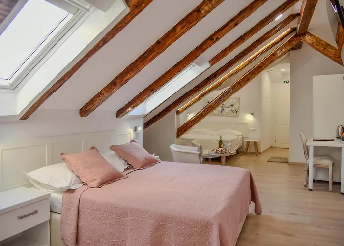 Hotel Kastel 1700 3*